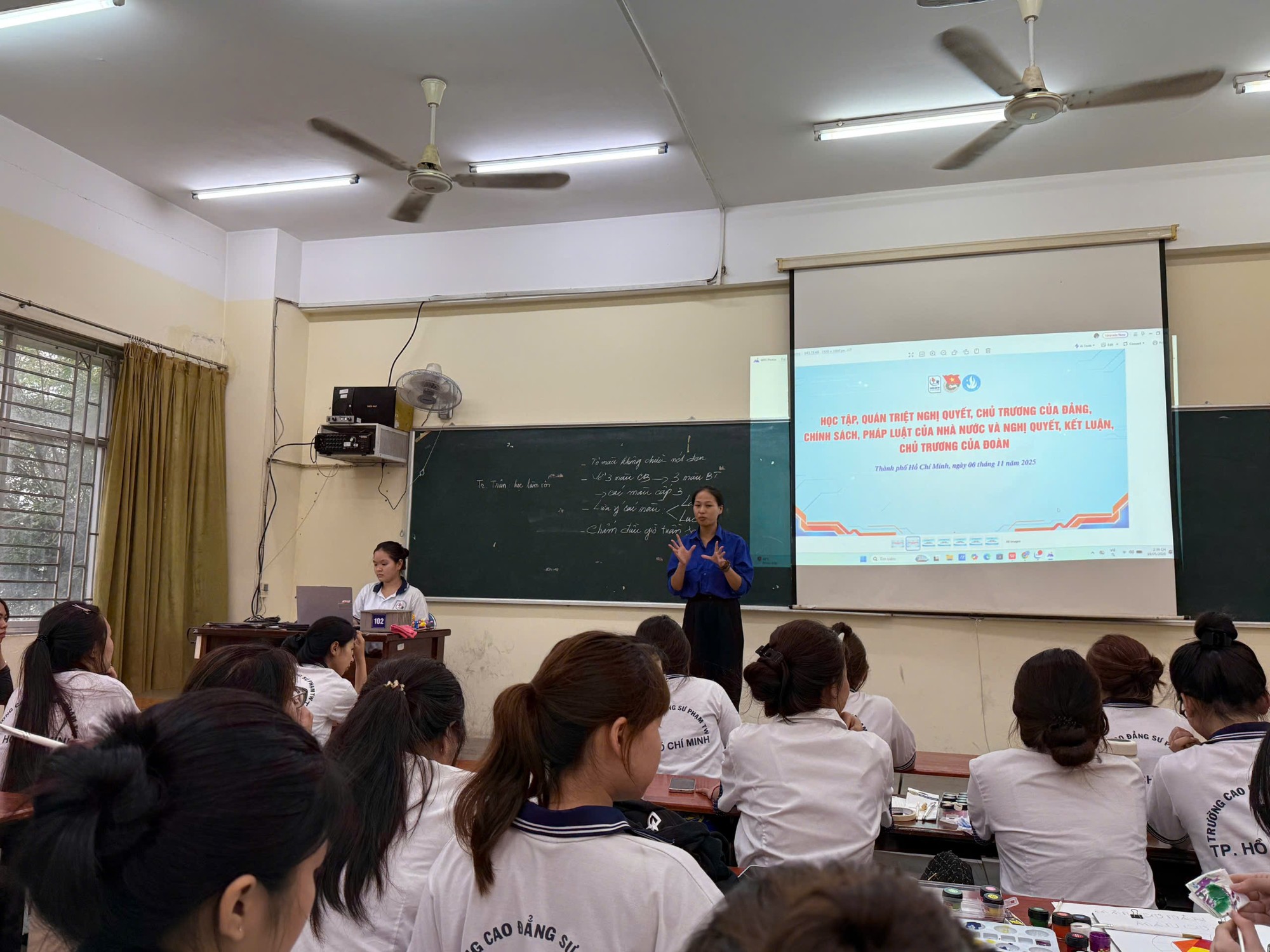 Học tập, quán triệt nghị quyết, chủ trương của Đảng, chính sách pháp luật của Nhà nước và nghị quyết, kết luận, chủ trương của Đoàn TNCS Hồ Chí Minh